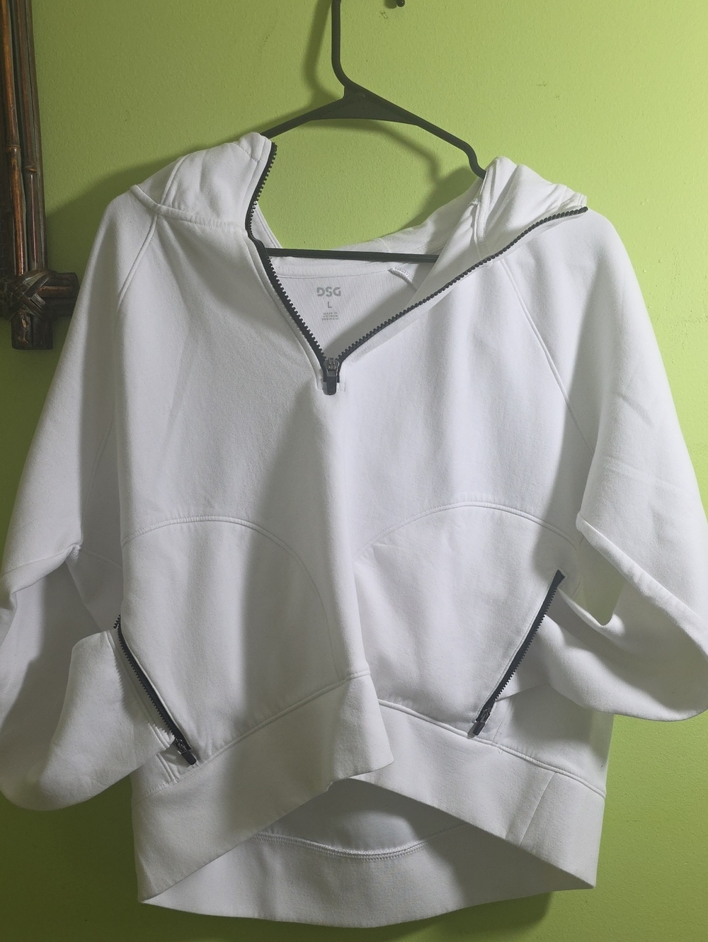 White DSG  Women's half-zip cropped hoodie Size L